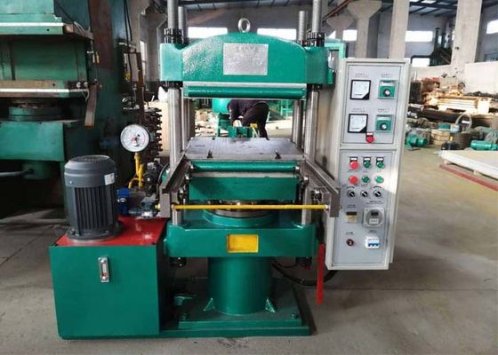 80T druk 500*500mm Rubber het Vulcaniseren Persmachine met Automatisch Vorm Glijdend Apparaat