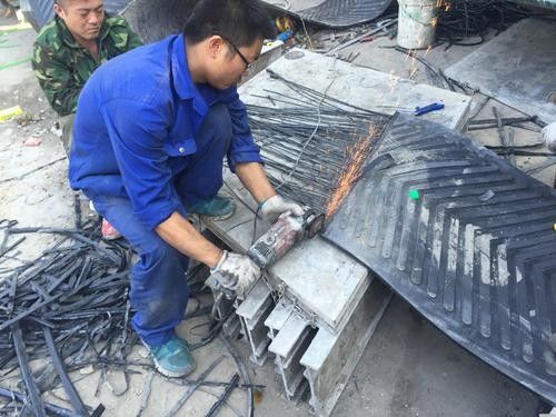 De Transportband van de aluminiumlegering Rubber het Verbinden Machine