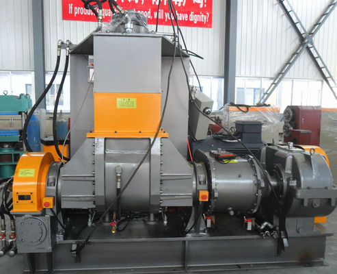 La máquina de goma 75l de la amasadora del rotor de dos alas modificó ángulo inclinable del color para requisitos particulares 140°
