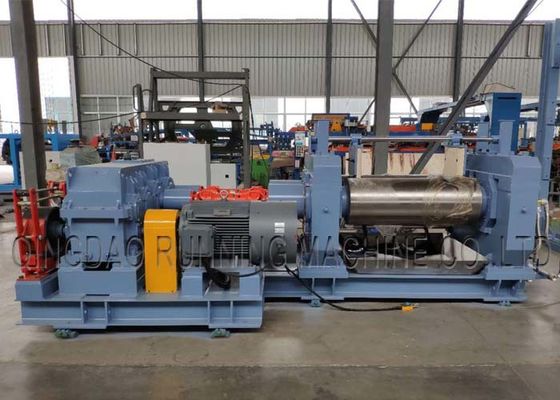 O motor de borracha da máquina 37kw do moinho de mistura de Indsutrial que conduz dois refrigerou o rolo do ferro fundido