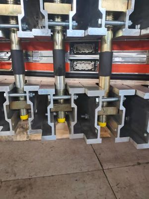 Gummibreite der förderband-verstärkende Maschinen-1800mm